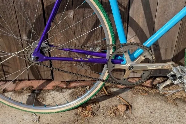 Trasmissione e carro posteriore viola — Romanelli Cicli Triple step, turchese e viola